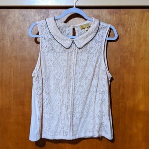 Princess Vera Wang Blush colored lace top w/ black beads on collar. Size XL